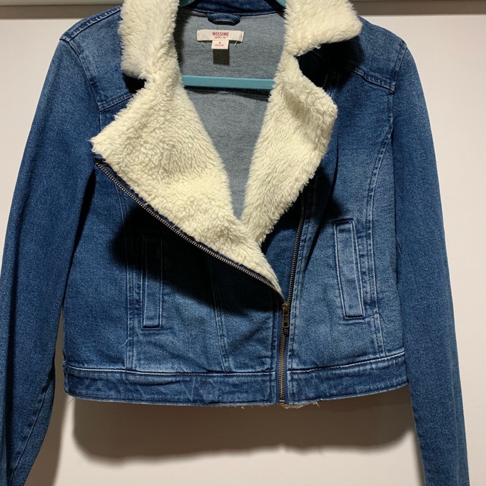 Jean jack with Sherpa Collar!!!